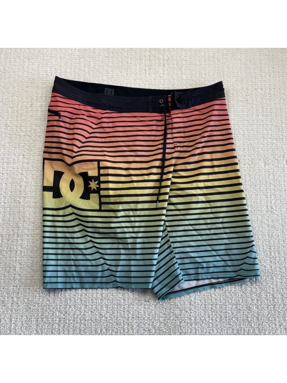 Y2K DC Shoes Board Shorts Swim Trunks 38 Neon Multicolor Striped 2000's Surf